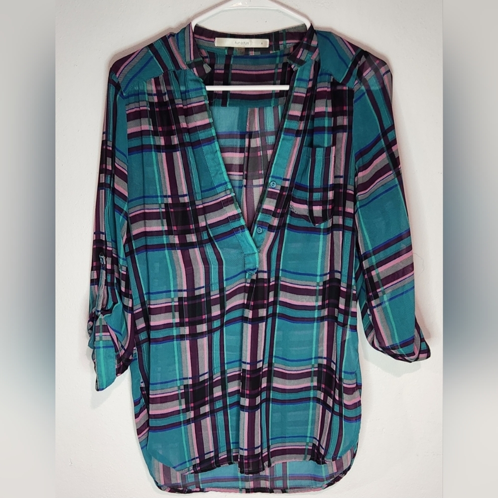 fun 2 fun | Sheer Plaid Top 3/4 Sleeves | Size Medium